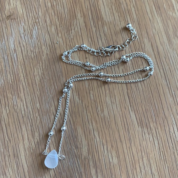 Jewelry - jewel necklace with 22 inch silver chain